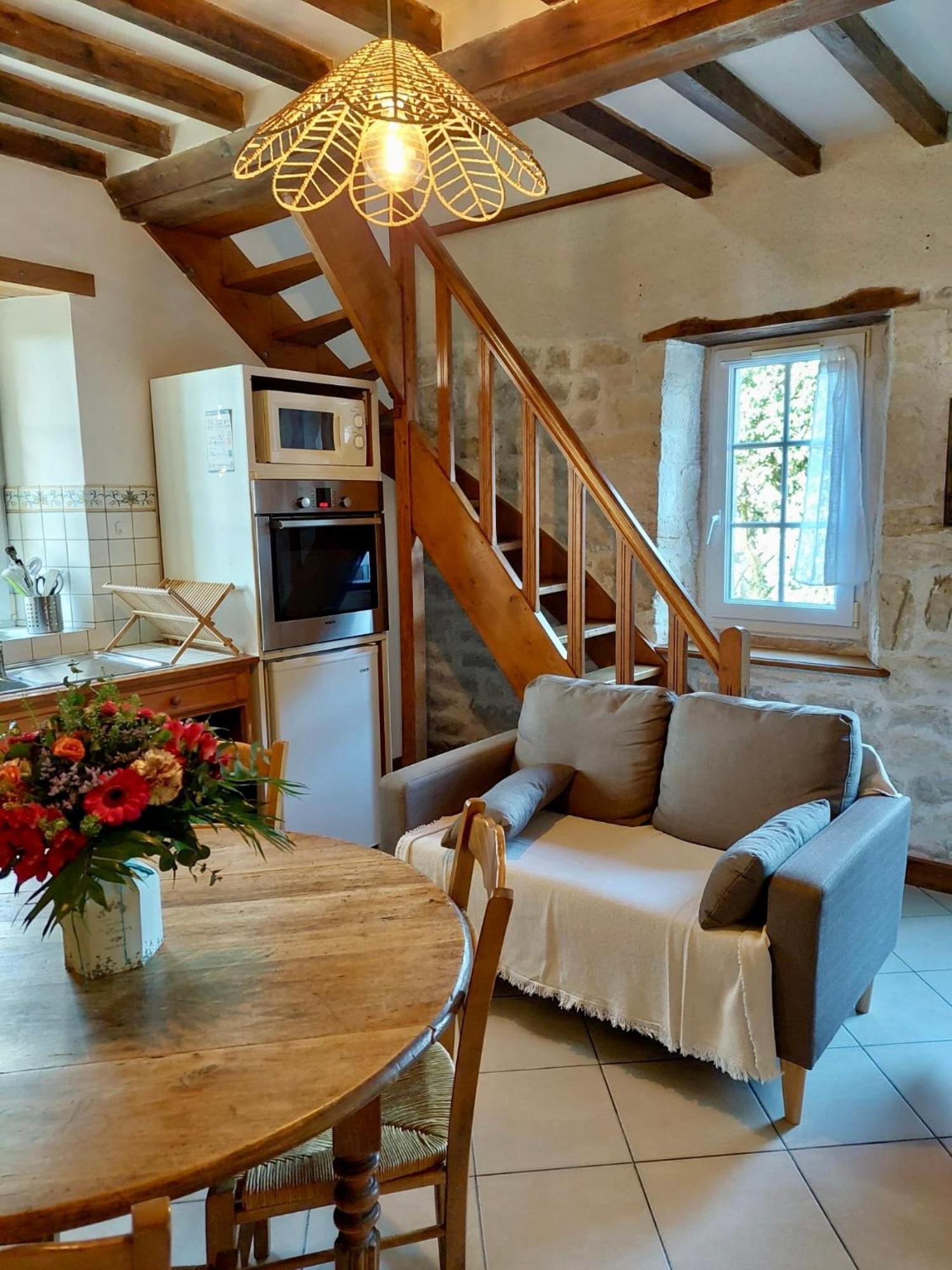 Maison du Terroir: Chambres Privées avec Petit-Déjeuner Artisanal Vierville-sur-Mer Exterior photo